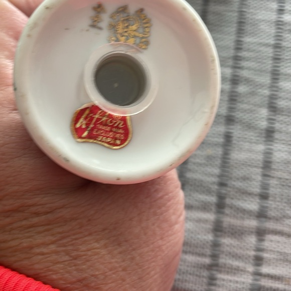 Lefton Salt &Pepper Shakers  Christy Holiday. - Picture 2 of 5
